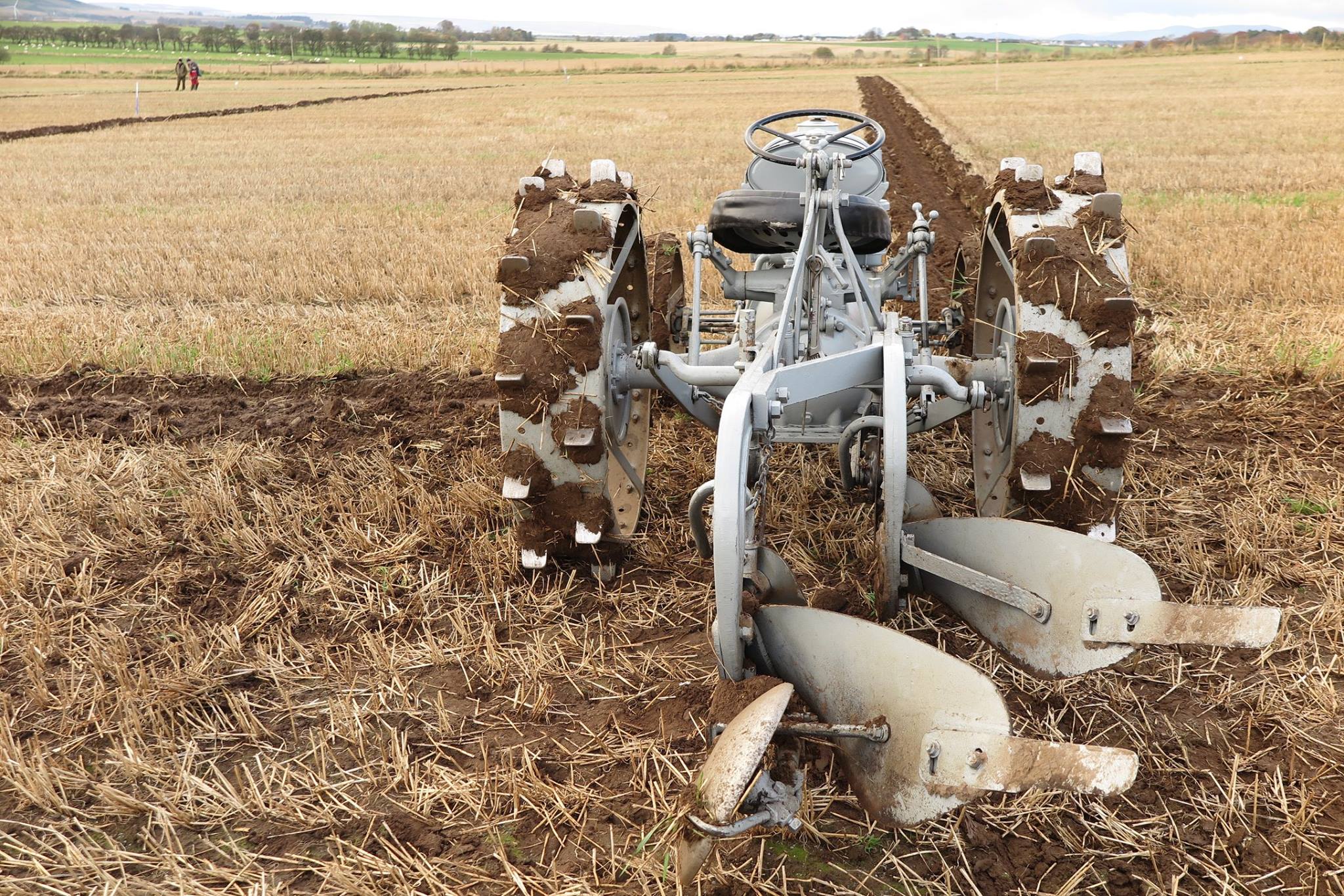 A Revolution In Ploughs Double Furrow Ploughs Scottish Agricultural 